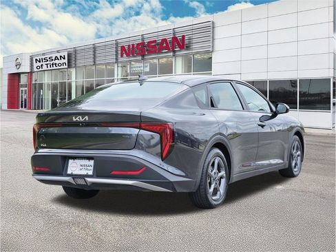 Used 2025 Kia K4 LXS image 4