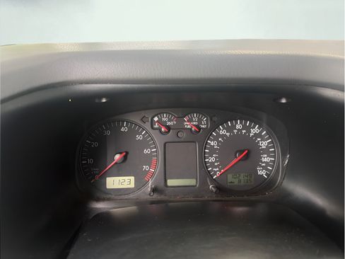 Used 2001 Volkswagen Eurovan FWD image 13
