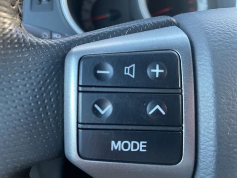 Used 2013 Toyota Tacoma 4x4 Access Cab image 11