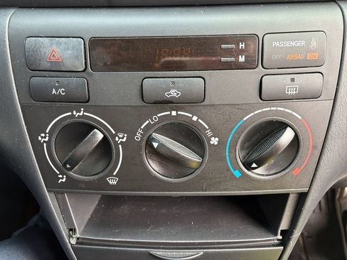 Used 2005 Toyota Corolla S w/ Enhanced Pwr Pkg FWD image 21