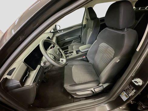 Used 2025 Kia K5 LXS FWD image 13