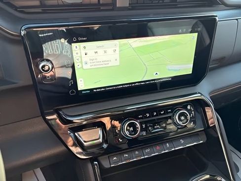 Used 2024 GMC Sierra 1500 AT4 w/ AT4 Preferred Package image 28