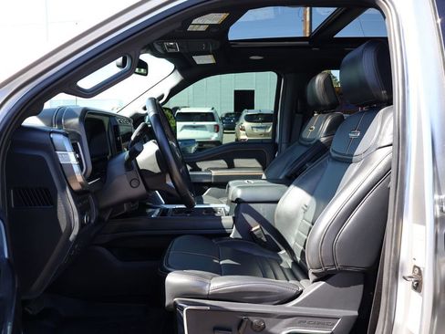 Used 2024 Ford F250 Platinum AWD/4WD image 19