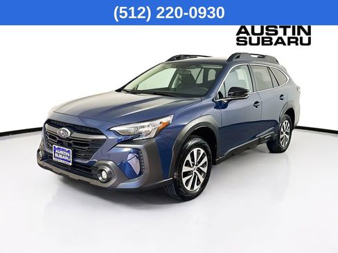 Certified 2025 Subaru Outback Premium image 4