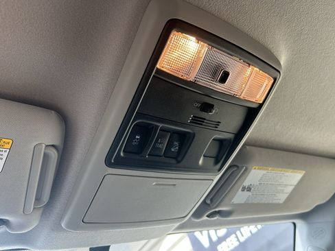 Used 2019 Toyota 4Runner SR5 AWD/4WD image 25