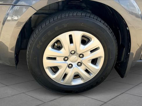 Used 2018 Dodge Journey SE w/ Connectivity Group image 10