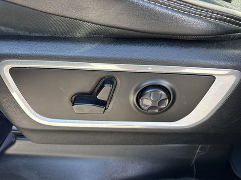 Used 2020 RAM 1500 Laramie image 19