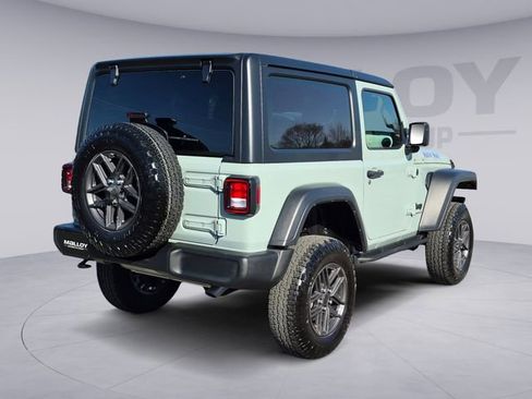 Used 2024 Jeep Wrangler Sport S image 5
