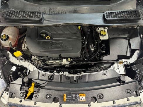Used 2018 Ford Escape SE AWD/4WD image 10