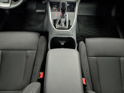 Used 2025 Subaru Outback Premium image 12