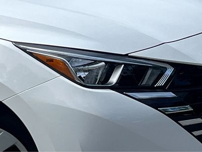 New 2025 Nissan Versa S w/ Trunk Package