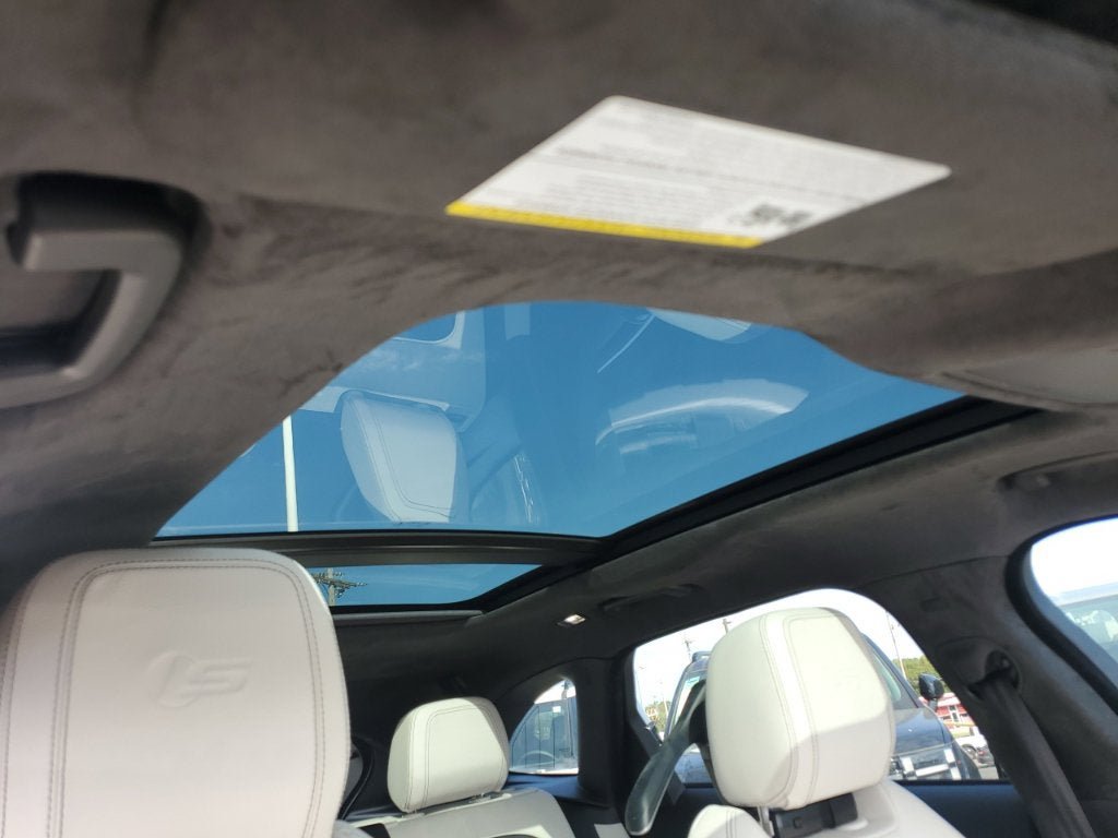 Used 2019 Jaguar F-PACE S AWD/4WD image 48