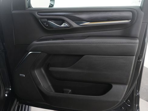 Used 2021 GMC Yukon XL Denali w/ Denali Ultimate Package image 14