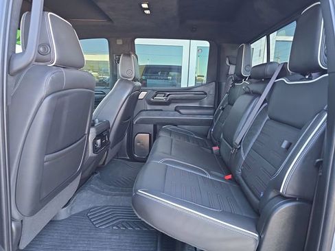 Certified 2024 GMC Sierra 1500 AT4X w/ AT4X AEV Edition image 15