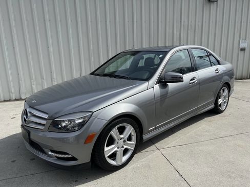 Used 2011 Mercedes-Benz C 300 Sedan image 7