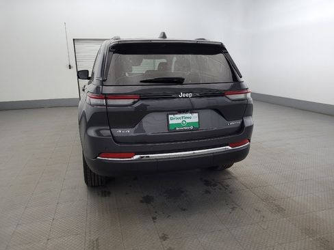 Used 2023 Jeep Grand Cherokee Limited image 6