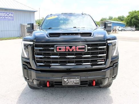 Used 2026 GMC Sierra 2500 AT4 w/ AT4 Premium Plus Package AWD/4WD image 2