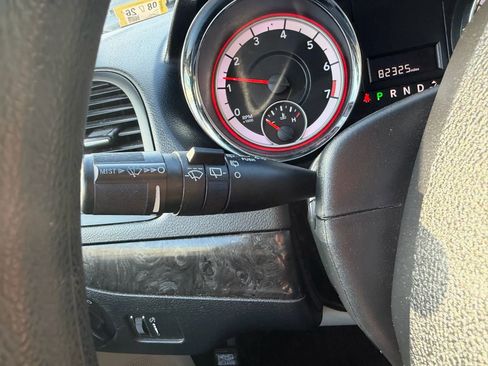 Used 2013 Dodge Grand Caravan SXT image 15