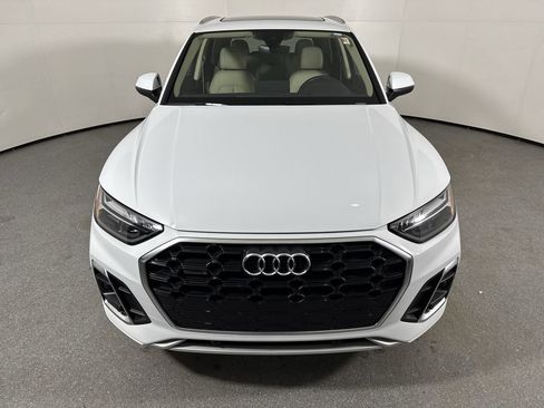 Used 2023 Audi Q5 2.0T Premium w/ Convenience Package AWD/4WD image 26