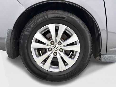Used 2017 Honda Odyssey EX-L image 49
