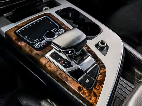 Used 2018 Audi Q7 2.0T Premium Plus image 30