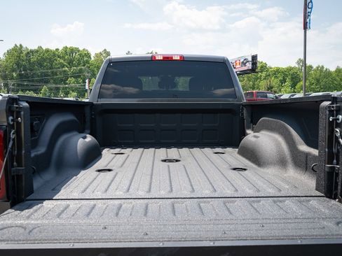 New 2026 RAM 2500 Big Horn AWD/4WD image 9
