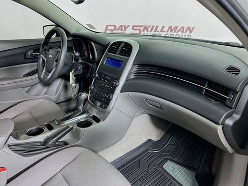 Used 2014 Chevrolet Malibu LS FWD image 34