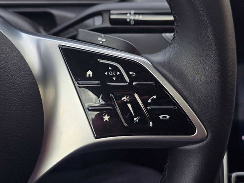 Used 2025 Mercedes-Benz C 300 4MATIC Sedan image 34