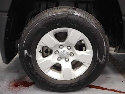 Certified 2024 RAM 1500 Tradesman w/ SXT Appearance Group image 25