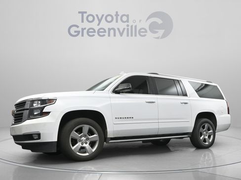 Used 2018 Chevrolet Suburban Premier RWD image 2