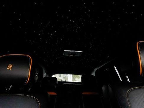 Used 2020 Rolls-Royce Cullinan Black Badge image 99