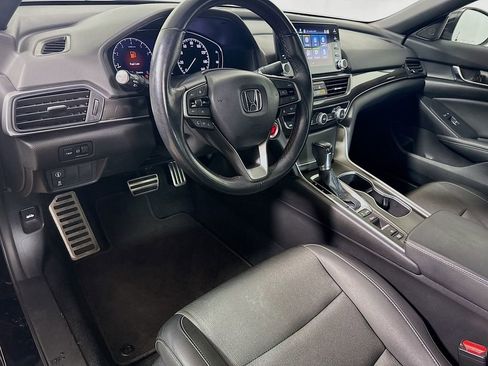 Used 2022 Honda Accord Sport image 9
