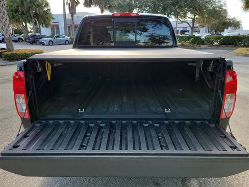 Used 2015 Nissan Frontier SV w/ SV Value Truck Package image 8