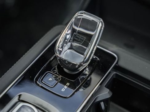 New 2026 Volvo XC90 B6 Ultra w/ Protection Package Premier image 24