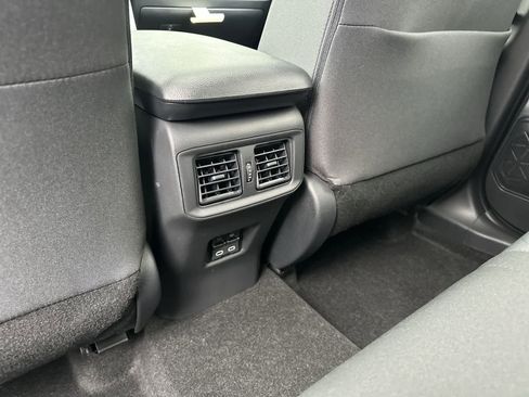 Used 2025 Toyota RAV4 XLE image 22