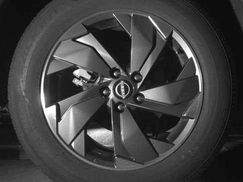 Used 2025 Nissan Rogue SV image 15