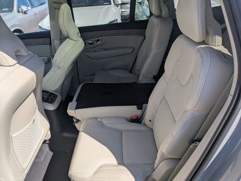 New 2026 Volvo XC90 T8 Ultra w/ Protection Package Premier image 15