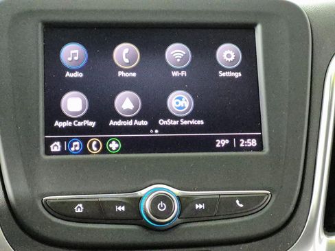 Used 2022 Chevrolet Equinox LS w/ LS Convenience Package image 19