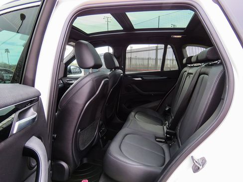 Used 2020 BMW X1 sDrive28i w/ Convenience Package image 24