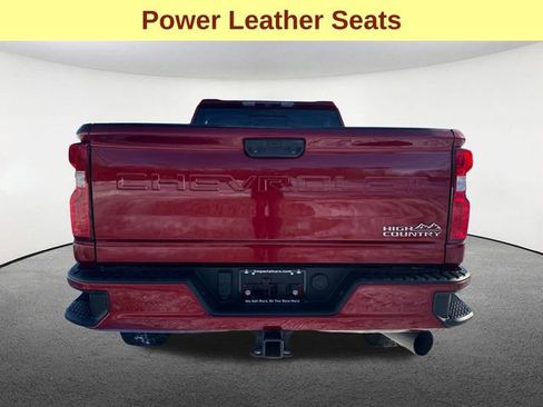 Used 2022 Chevrolet Silverado 2500 High Country w/ Safety Package II image 12