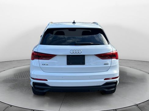 Certified 2025 Audi Q3 2.0T Premium w/ Convenience Package image 6