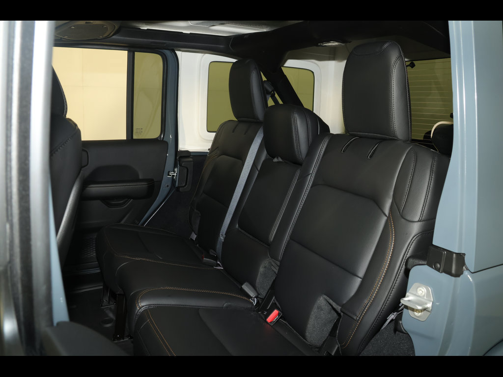 New 2026 Jeep Wrangler Unlimited Sahara AWD/4WD image 23