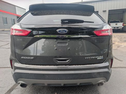 Used 2020 Ford Edge Titanium AWD/4WD image 3