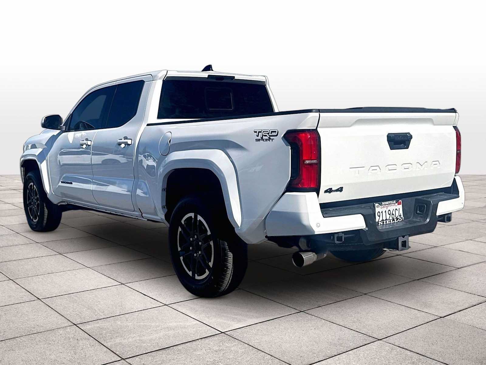 Used 2024 Toyota Tacoma TRD Sport w/ TRD Sport Upgrade Package AWD/4WD image 12