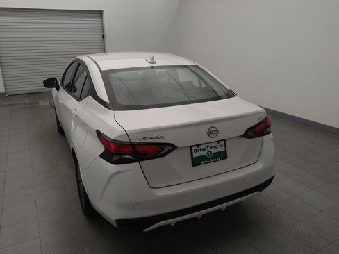 Used 2024 Nissan Versa SV FWD image 6