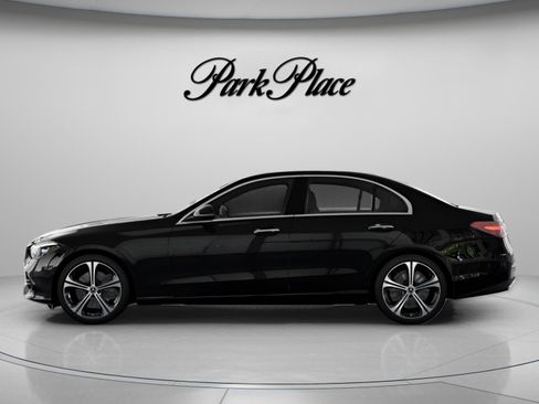 Used 2025 Mercedes-Benz C 300 Sedan image 7