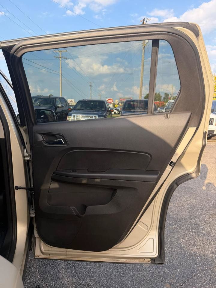 Used 2015 GMC Terrain SLE FWD image 20