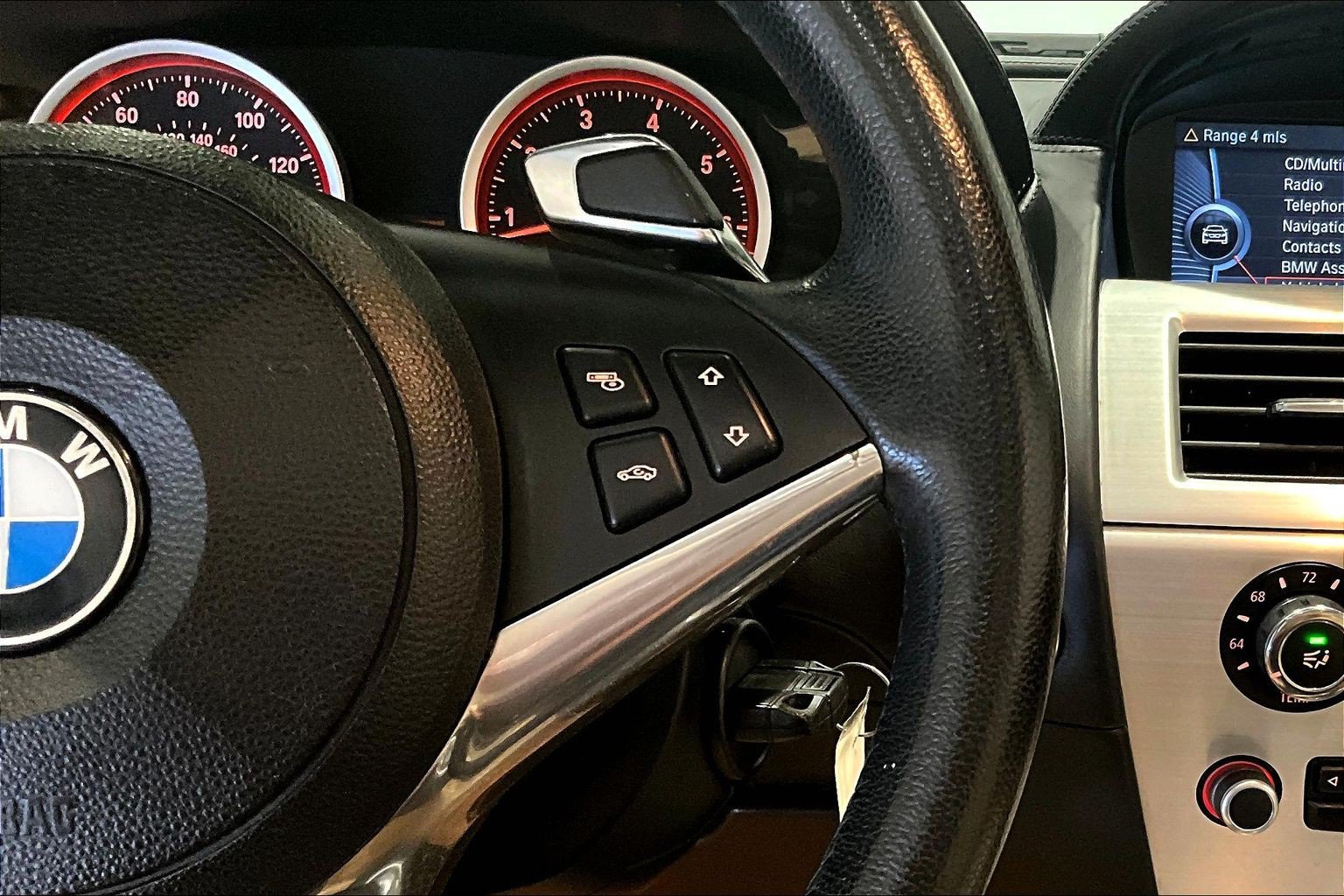 Used 2010 BMW 650i Convertible w/ Sport Pkg RWD image 12