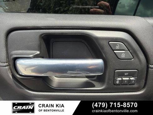 Used 2020 GMC Sierra 1500 SLT AWD/4WD image 22