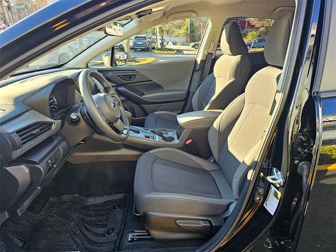 Used 2025 Subaru Crosstrek 2.0i Premium w/ Convenience Package #2 image 21